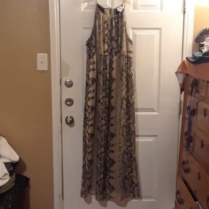 Motherhood maternity dress (Large)